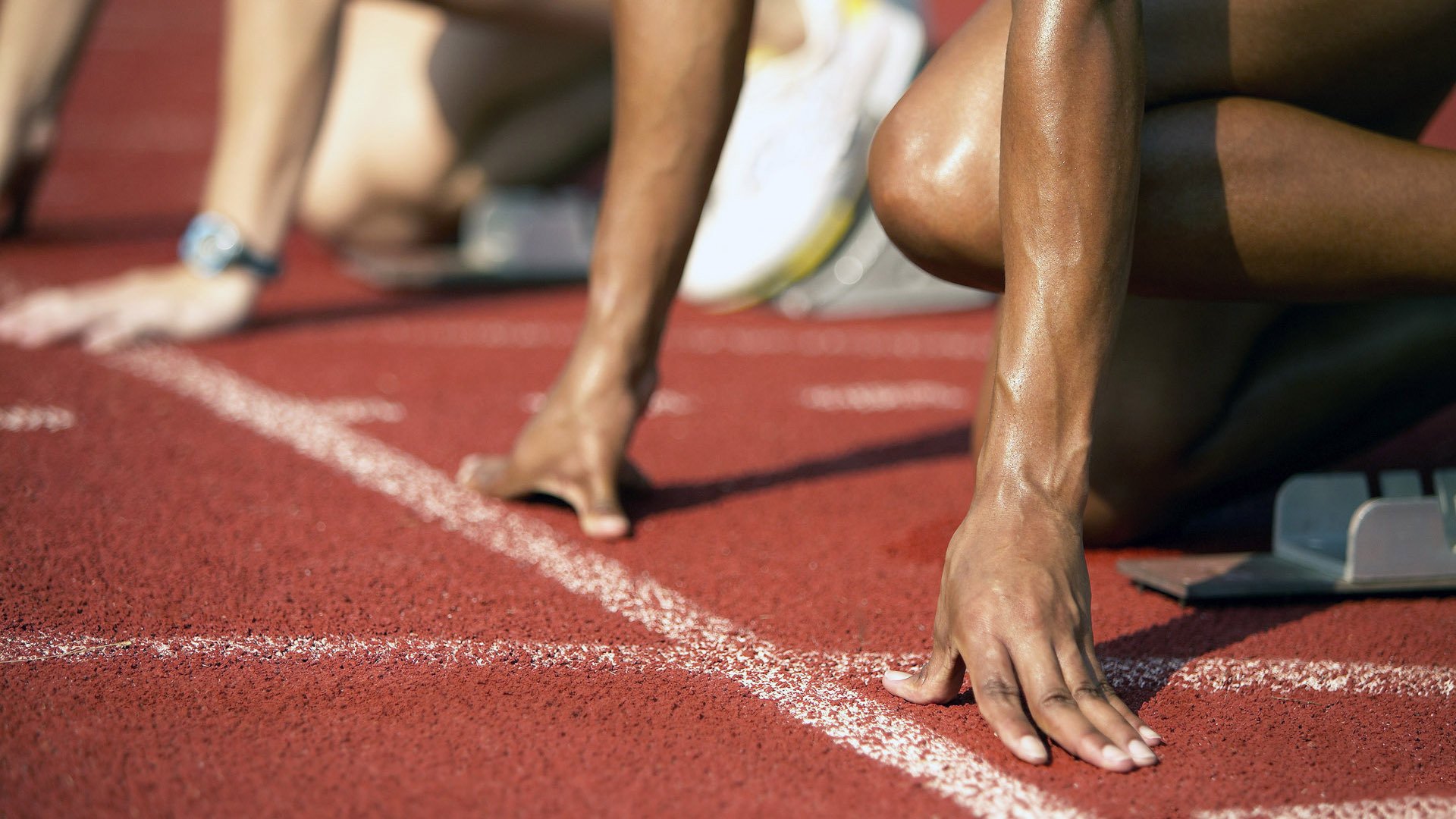 开云综合服务-电竞选手伤病困扰：高强度训练，如何保护身体，电竞选手锻炼身体