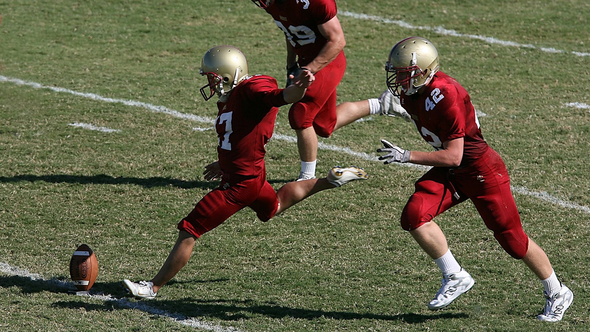 巴塞罗那主场2-0战胜赫塔费，取得胜利，巴塞罗那赛场
